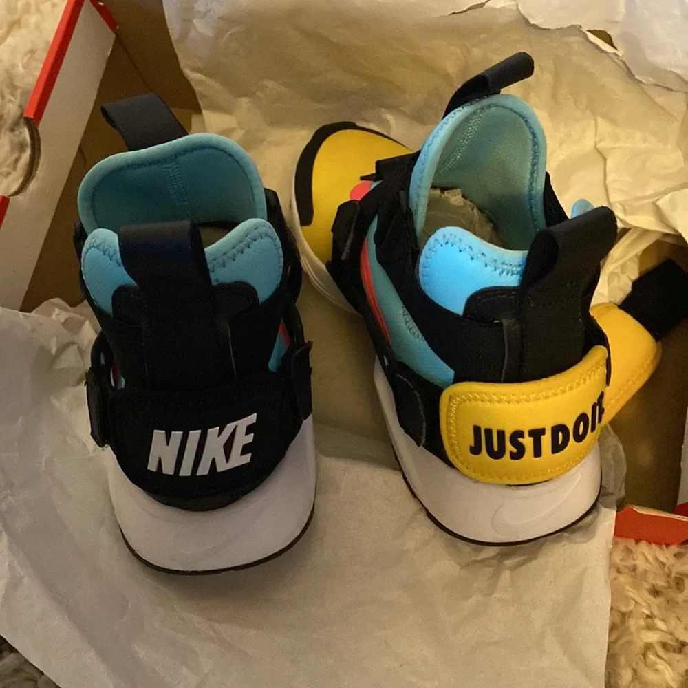 💛💙Nike - Picture 7 of 9